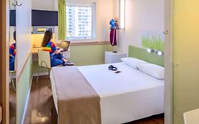 Ibis Budget Belo Horizonte Minascentro Belo Horizonte Brazil